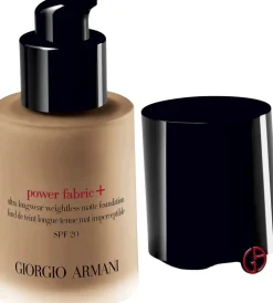 Armani Power Fabric+ Foundation
