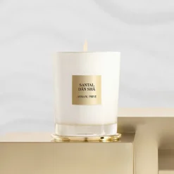 Armani/Privé Santal D?n Sh? Scented Candle
