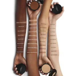 BarePro 16hr Skin-Perfecting Powder Foundation