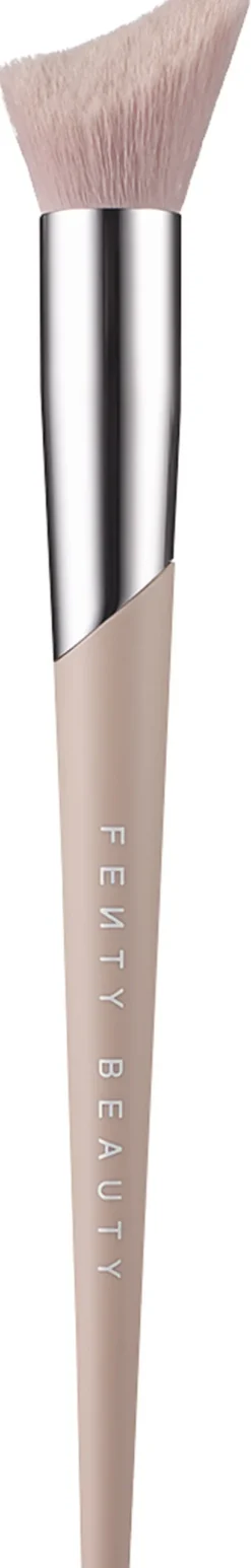Cheek-Hugging Highlight - Brush 120