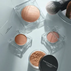 Creamy Lip Cheek Eye Powder