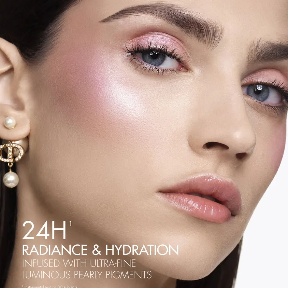 Dior Forever Glow Maximizer Longwear Liquid Highlighter