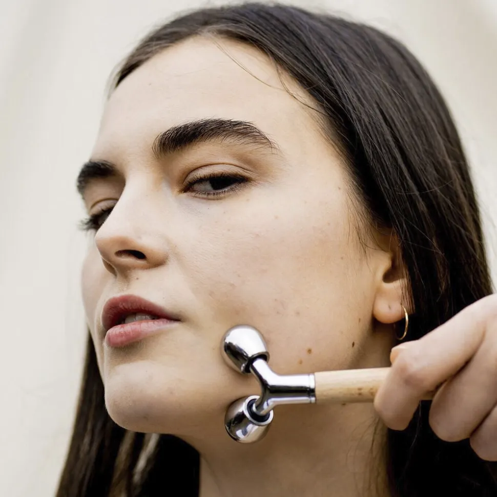Face roller