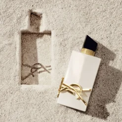Libre L'Eau Nue