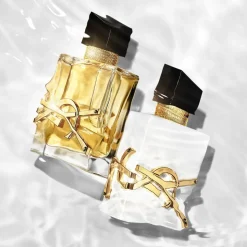 Libre L'Eau Nue