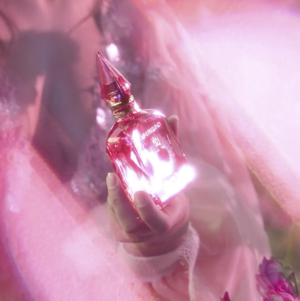 Love Frequency - Fragrance Collection of Emotions