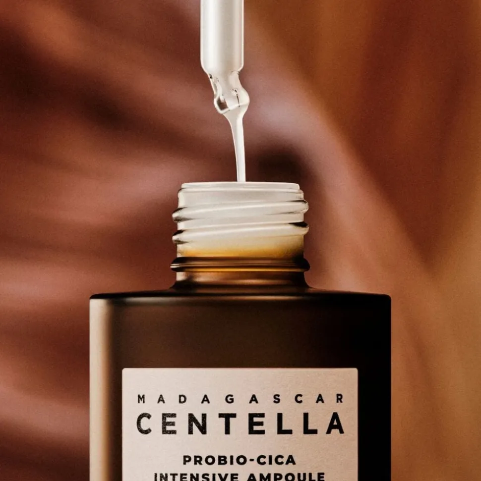 Madagascar Centella Probio-Cica Intensive Ampoule 30ml.