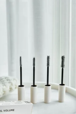 Mascara brush 01 - Curling & volume