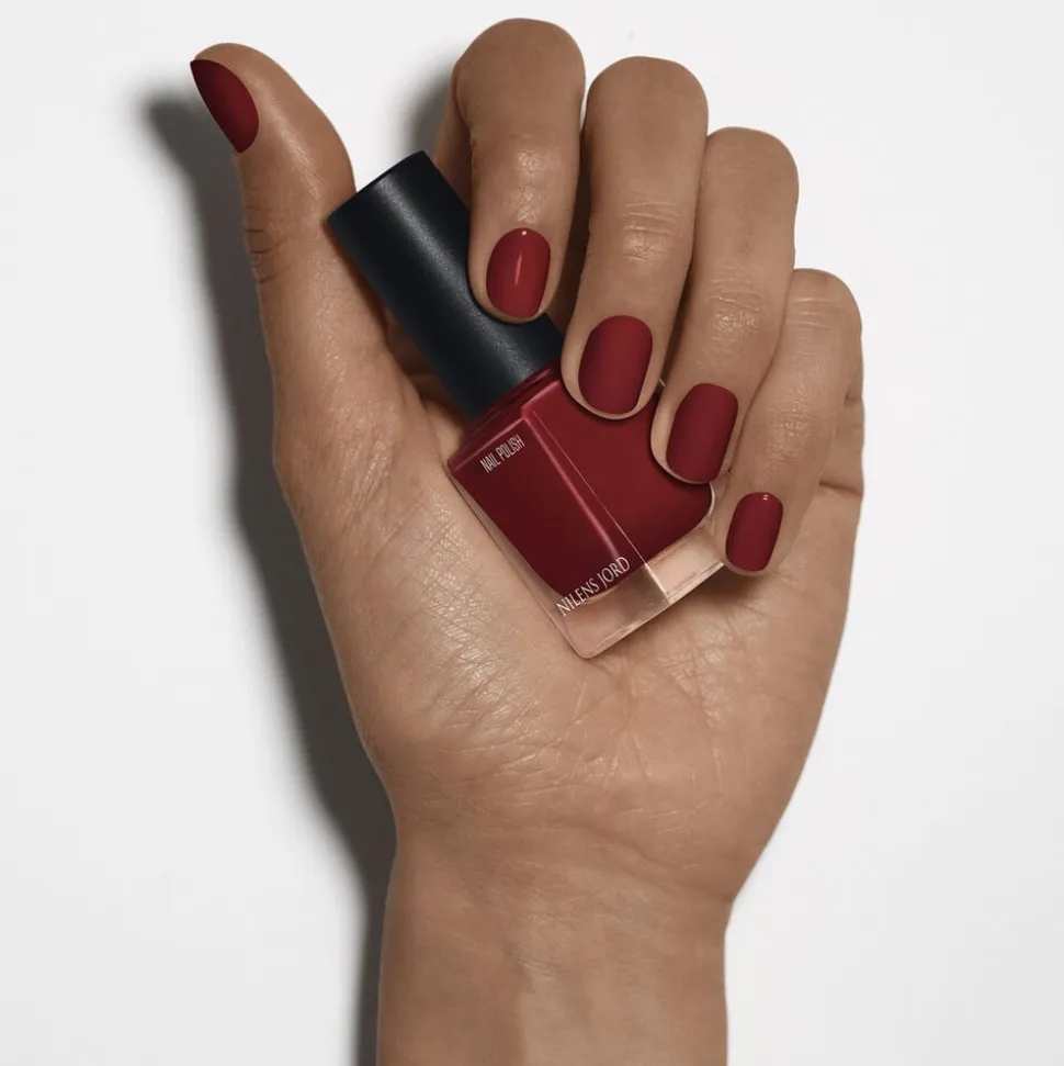 Nail Polish Lady Red