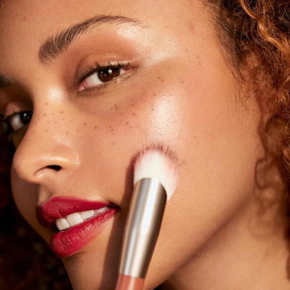 Number 1 Concealer Brush