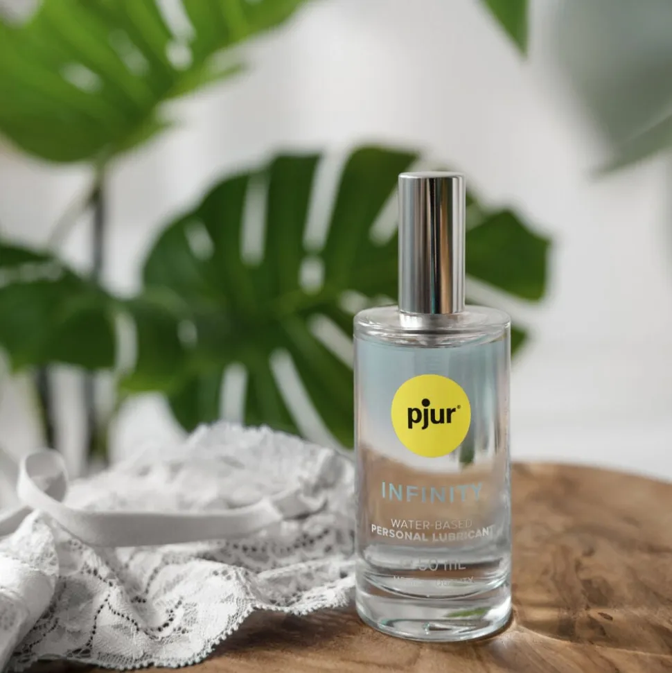 pjur INFINITY water-based