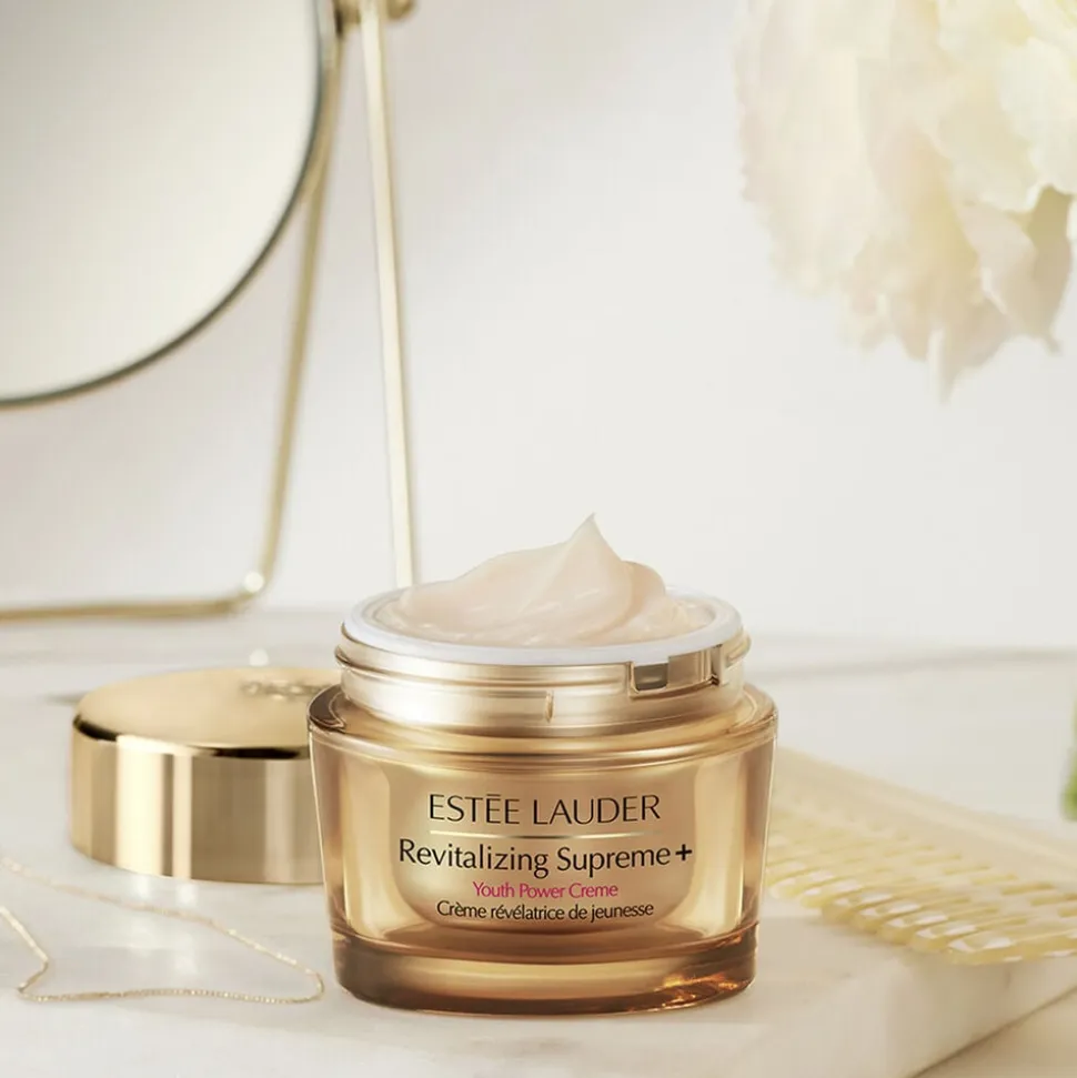 Revitalizing Supreme+ Youth Power Creme