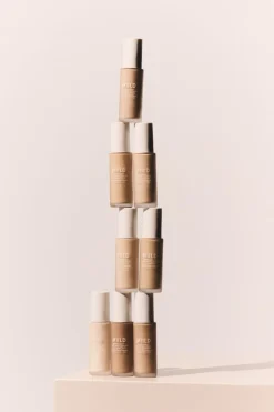 Skin Light - Natural Liquid Foundation