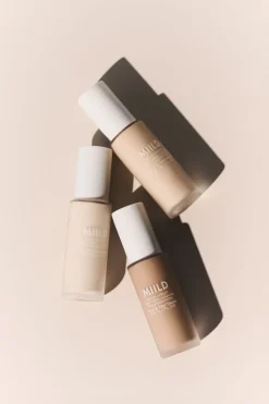 Skin Light - Natural Liquid Foundation