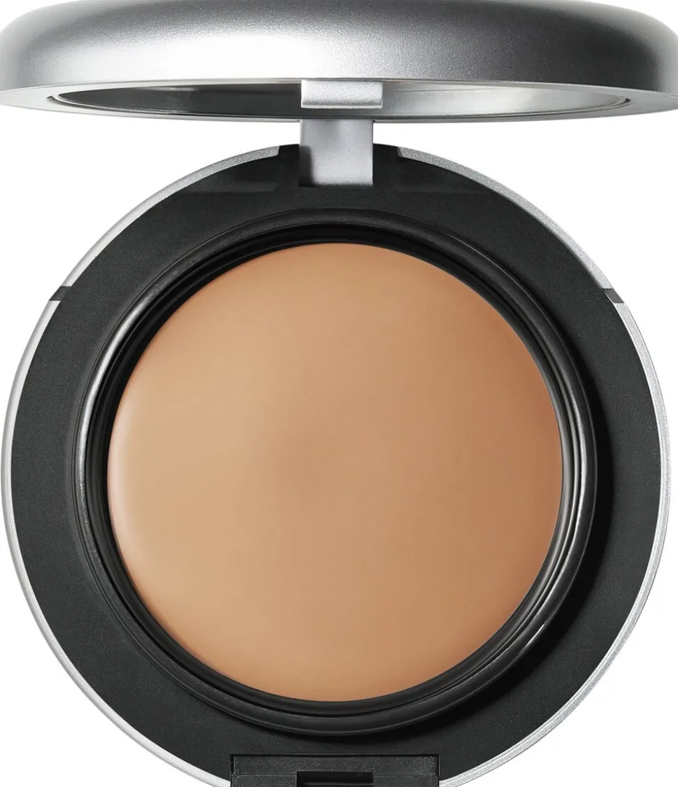 Studio Fix Tech Cream Foundation